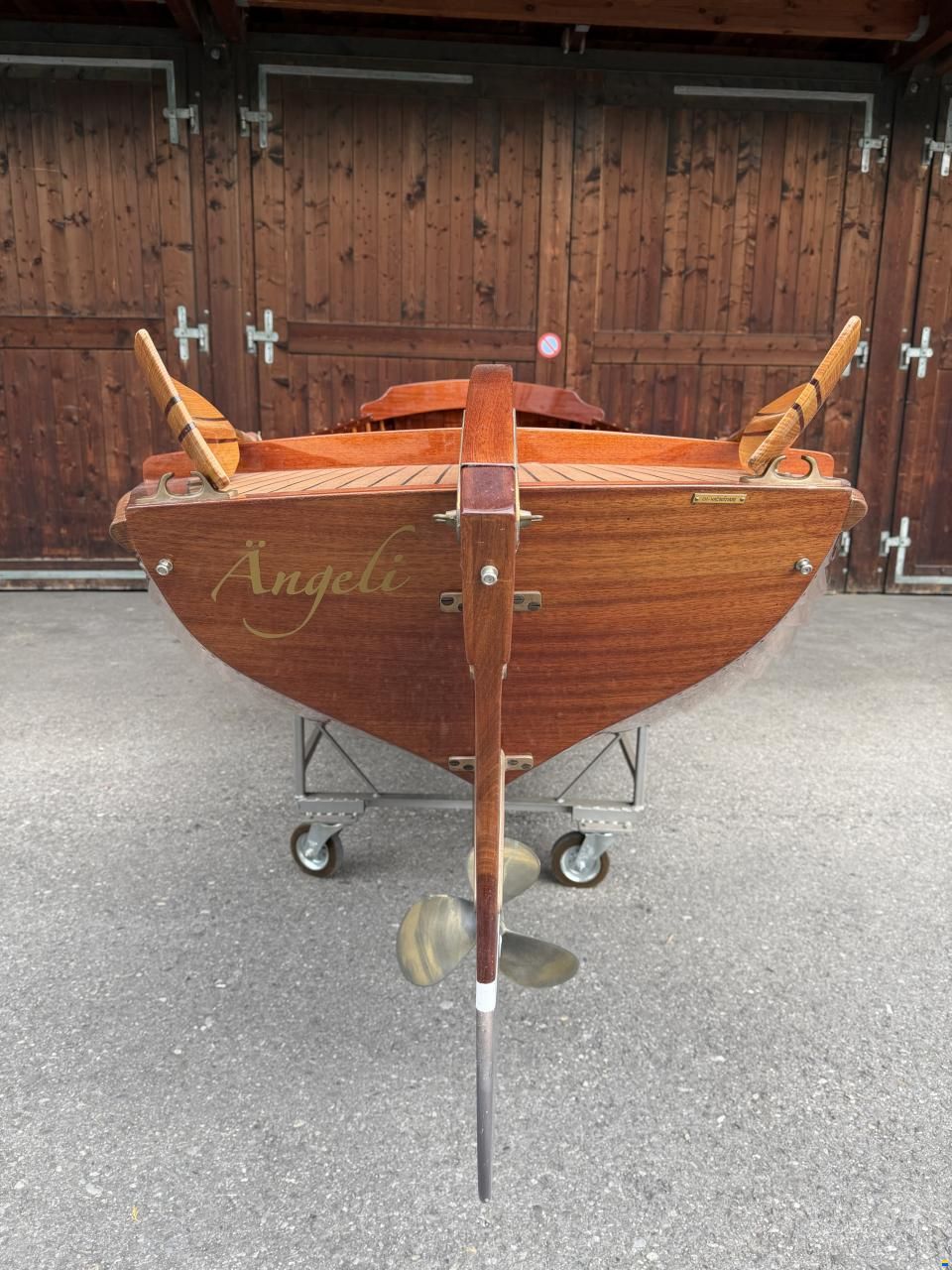 Hächler Herreshoff Tender