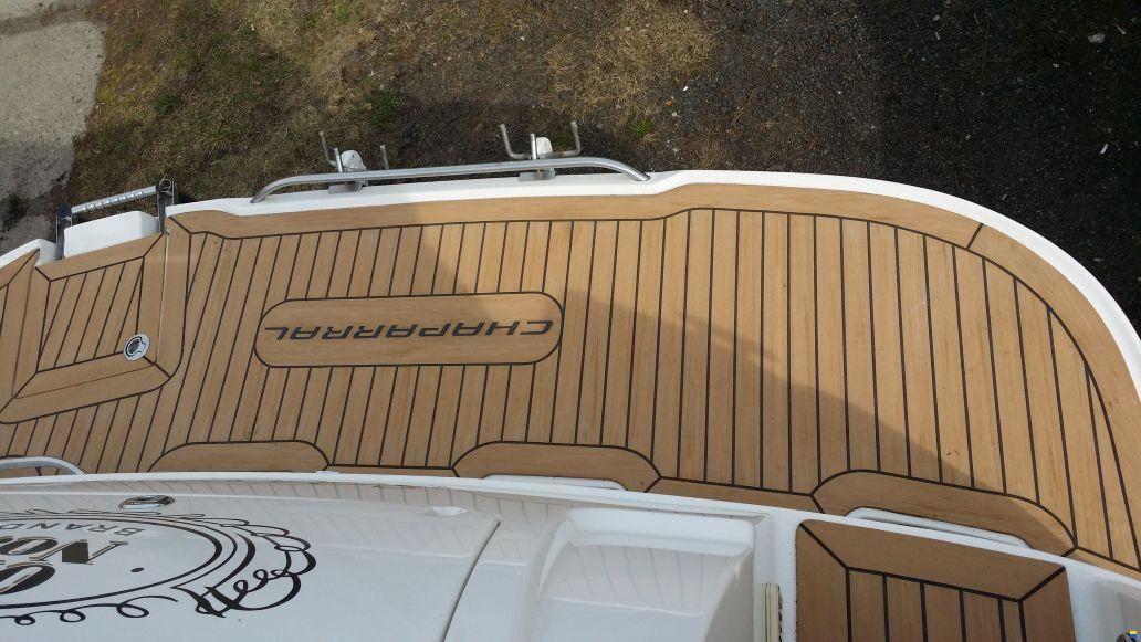 Chaparral Signature 270