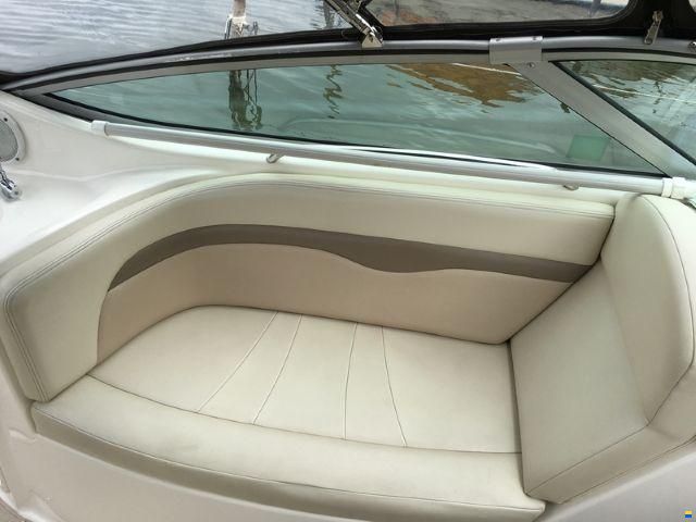 Chaparral Signature 270