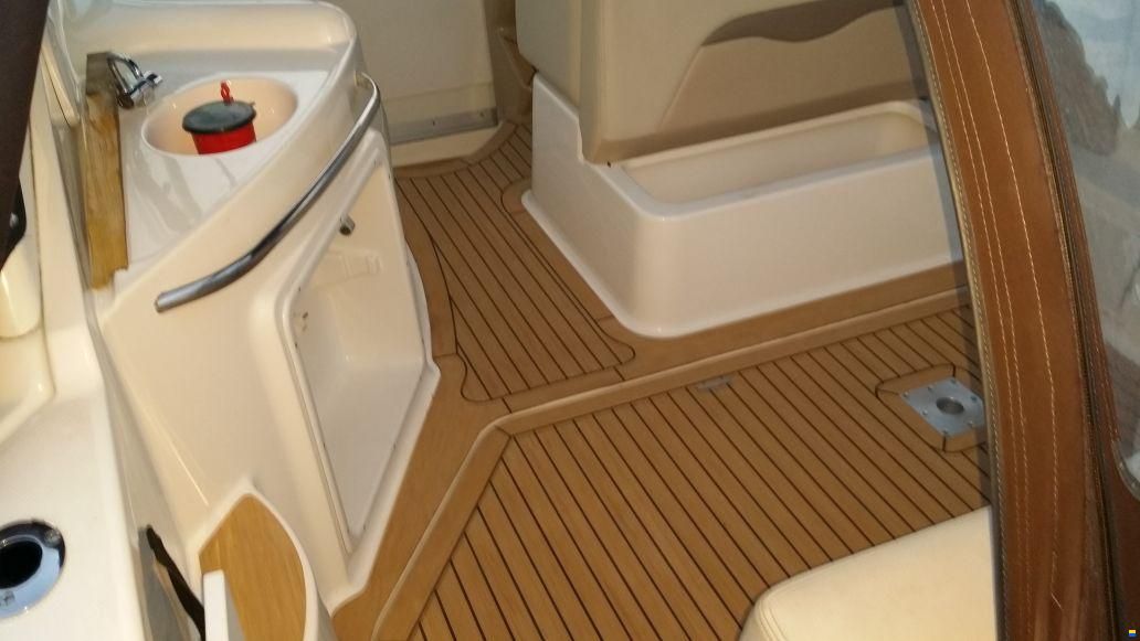 Chaparral Signature 270