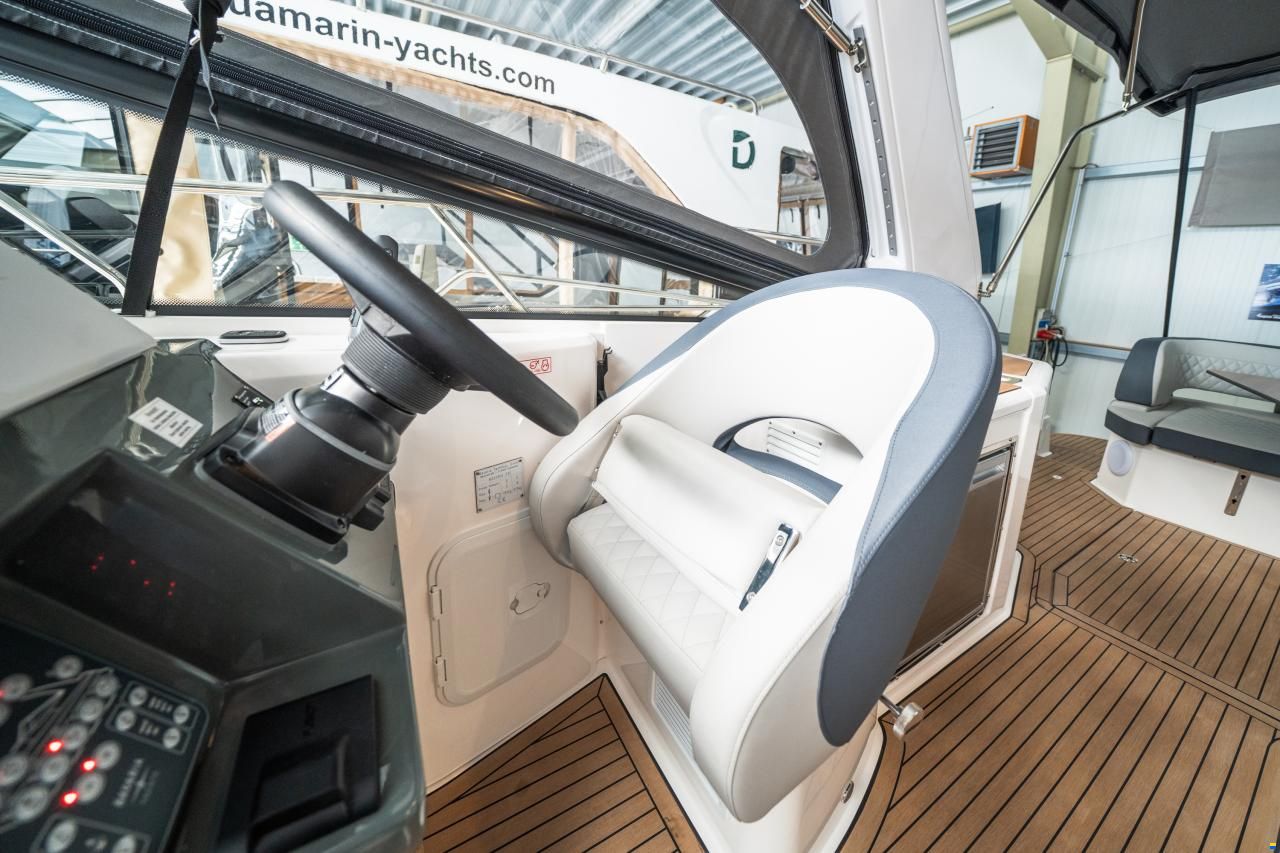 Bavaria S30