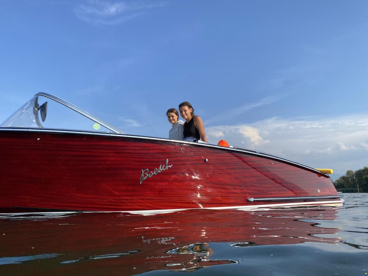 Boesch 560 Sundeck