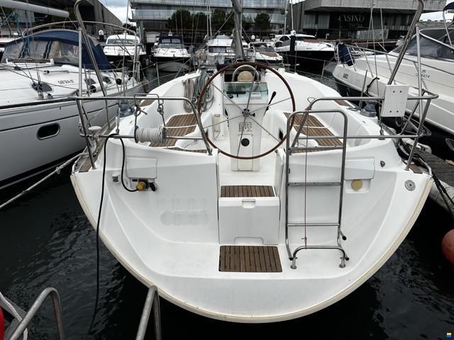 Beneteau Oceanis 361