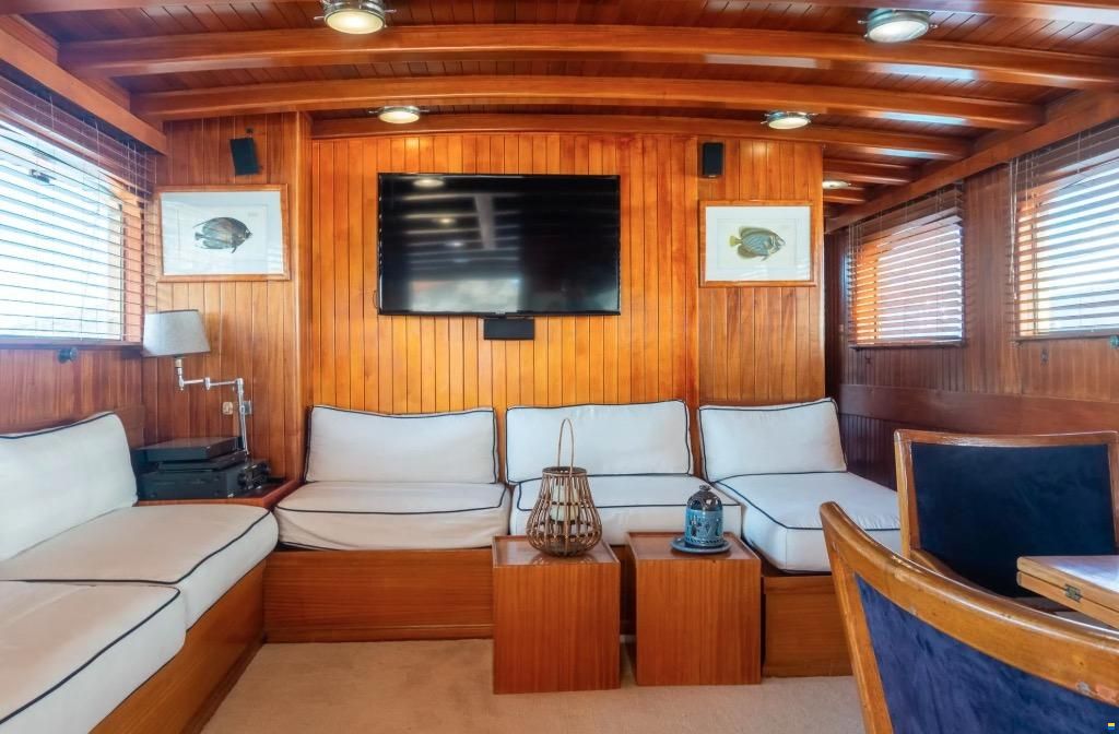 Psarros Shipyard Traditional Motor Sailer Kaiki
