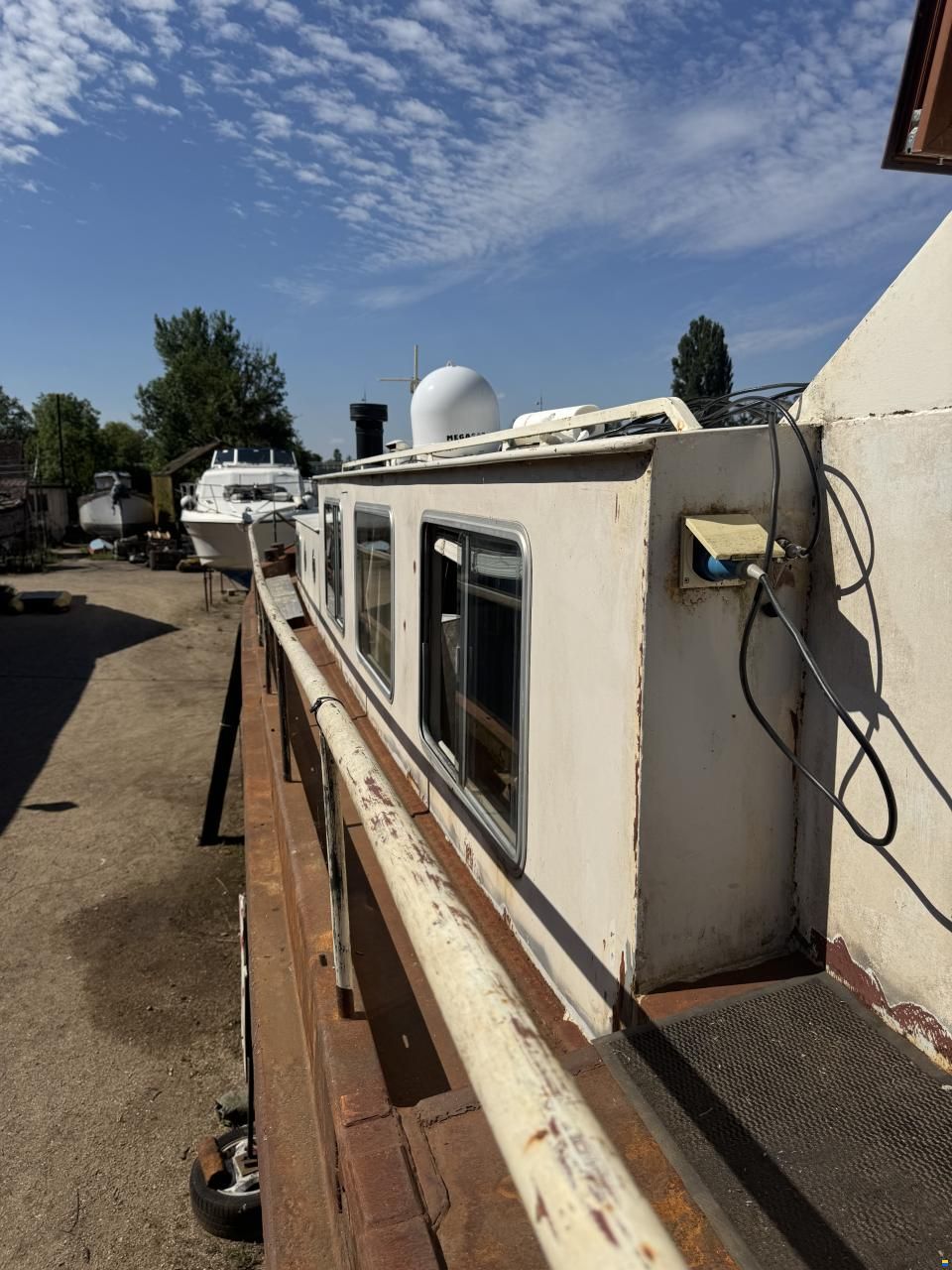 Luxemotor Dutch barge