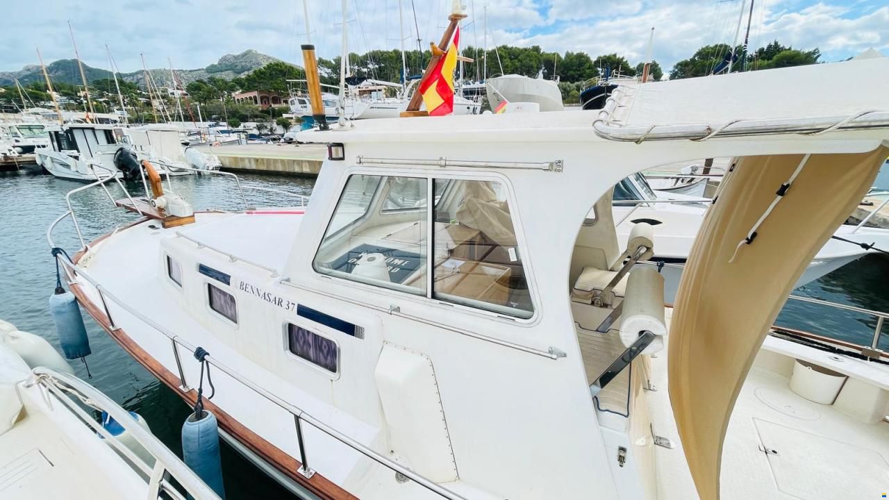 Aucanada 37