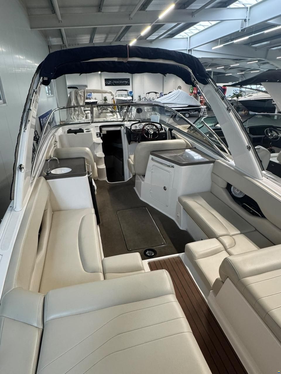 Regal 2750