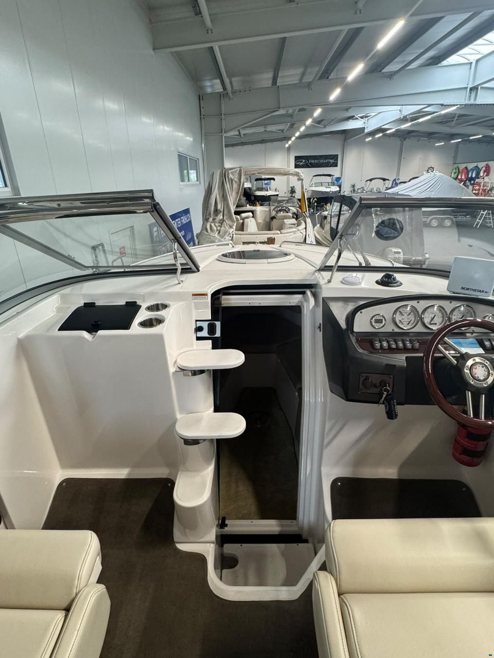 Regal 2750