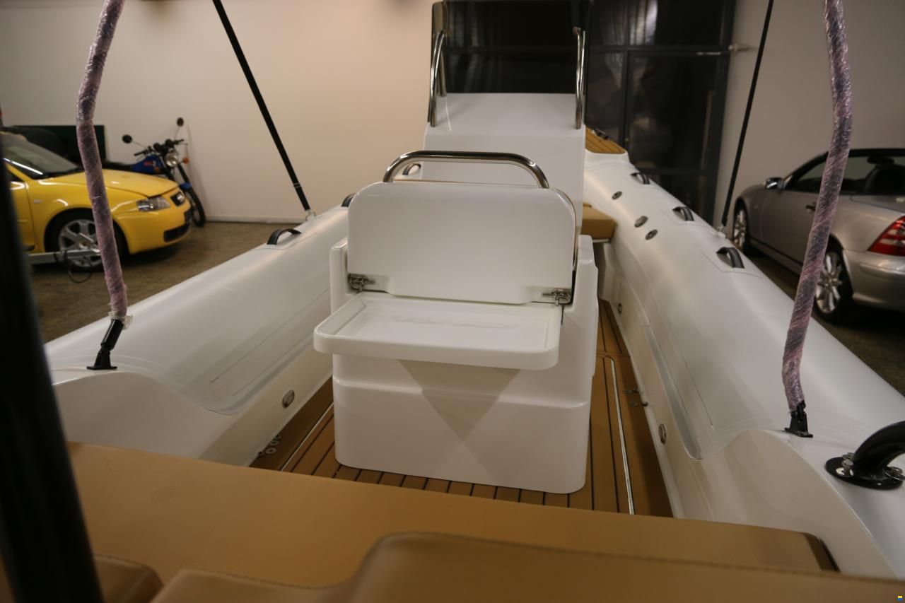 Sea Flash Luxury 520