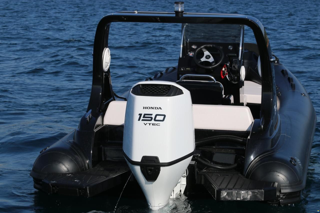 Sea Flash Luxury 620 with Honda BF150
