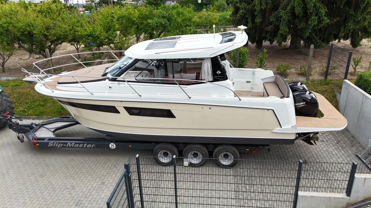 Jeanneau Merry Fisher 855