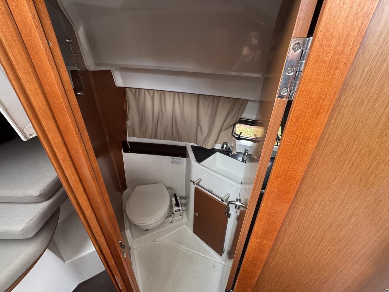 Jeanneau Merry Fisher 855
