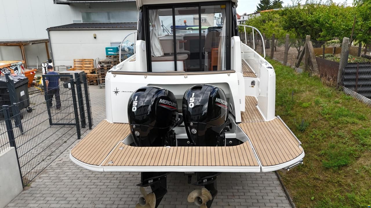 Jeanneau Merry Fisher 855