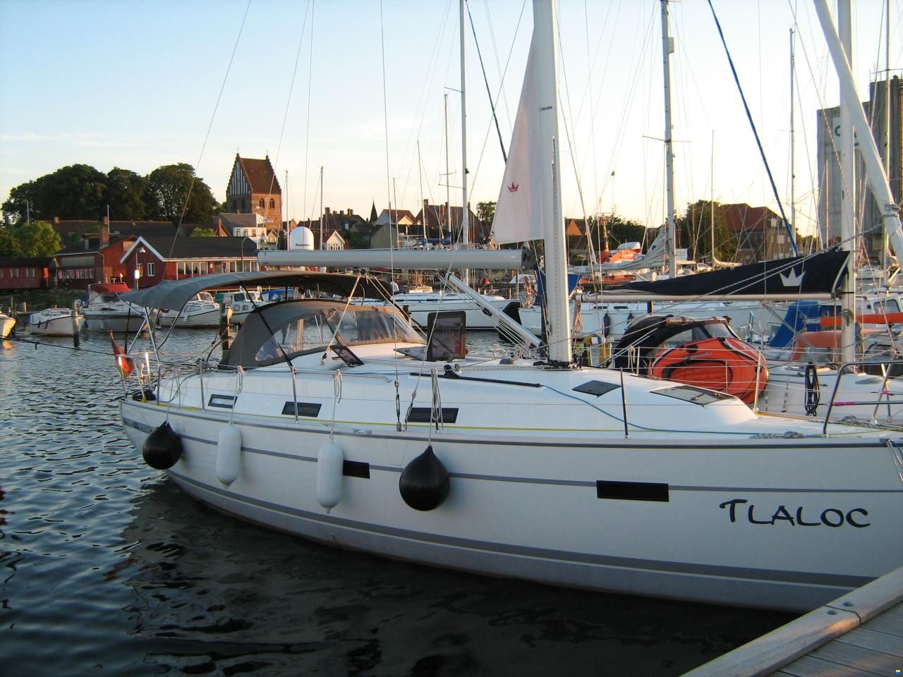 Bavaria Cruiser 36