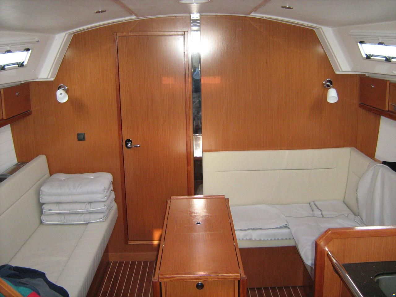 Bavaria Cruiser 36