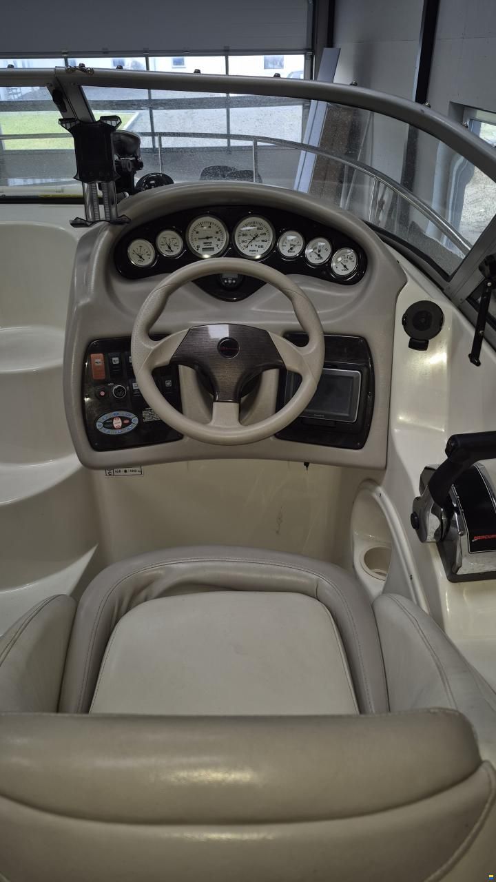 Stingray 24CR