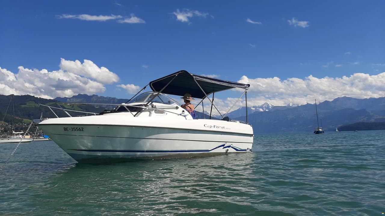 B2 Marine Cap Ferret 552 CC