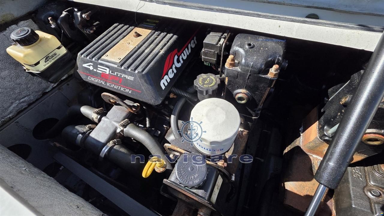 Zaniboni MIXER 28 cabin
