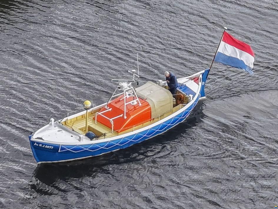 Voormalig Strand reddingboot 10.32