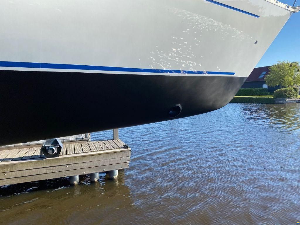 Grand Soleil 46