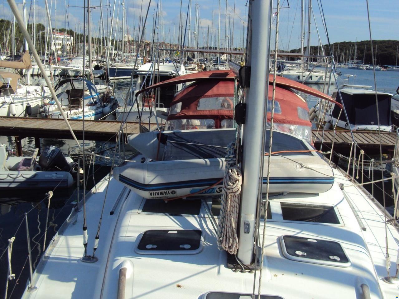 Beneteau OCEANIS 393