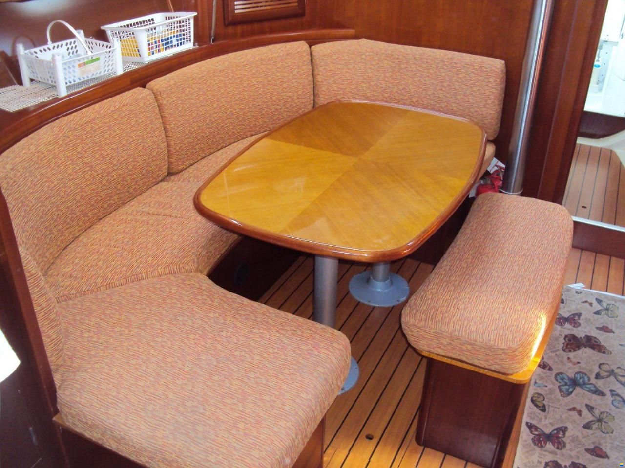 Beneteau OCEANIS 393