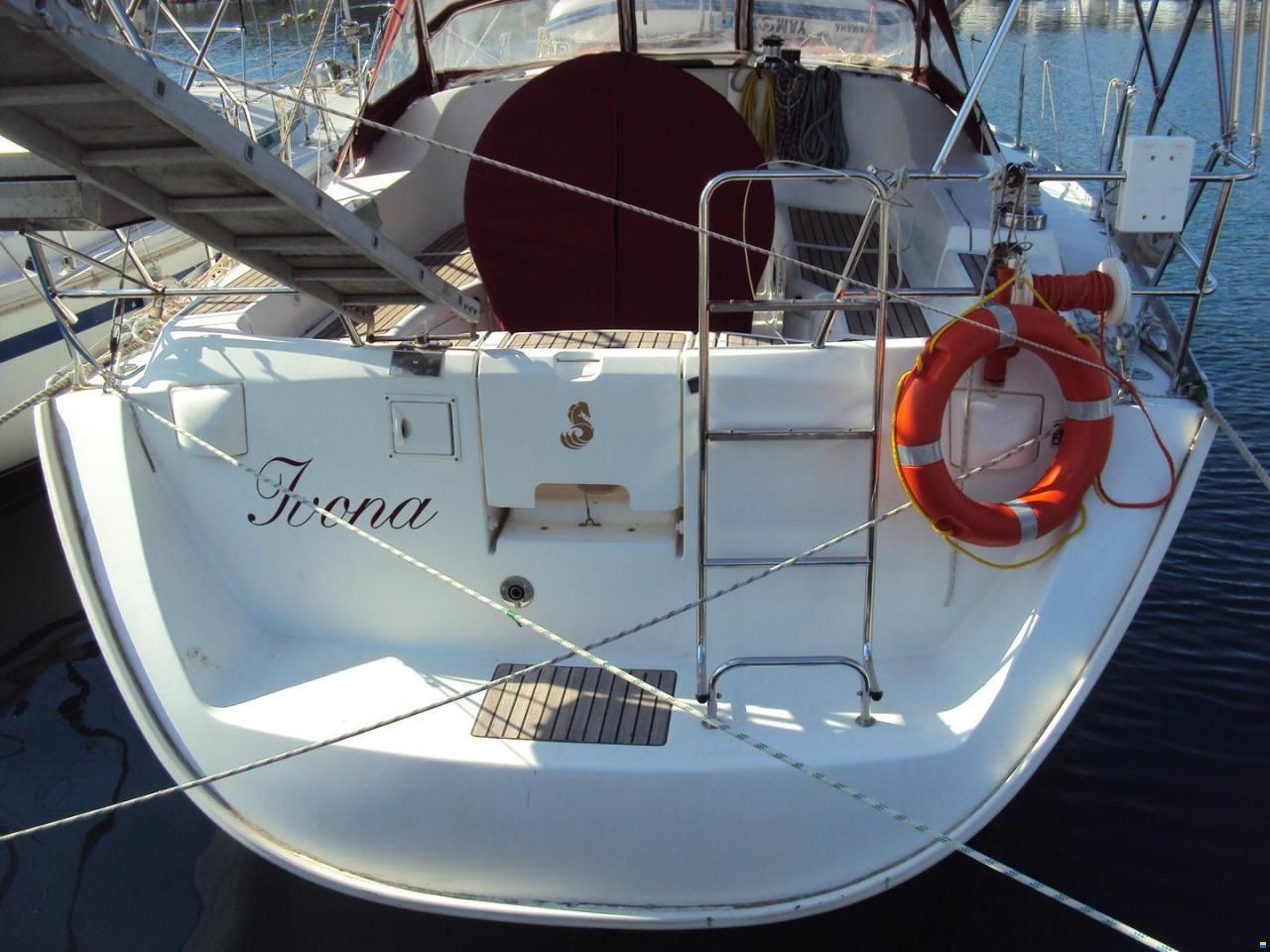 Beneteau OCEANIS 393