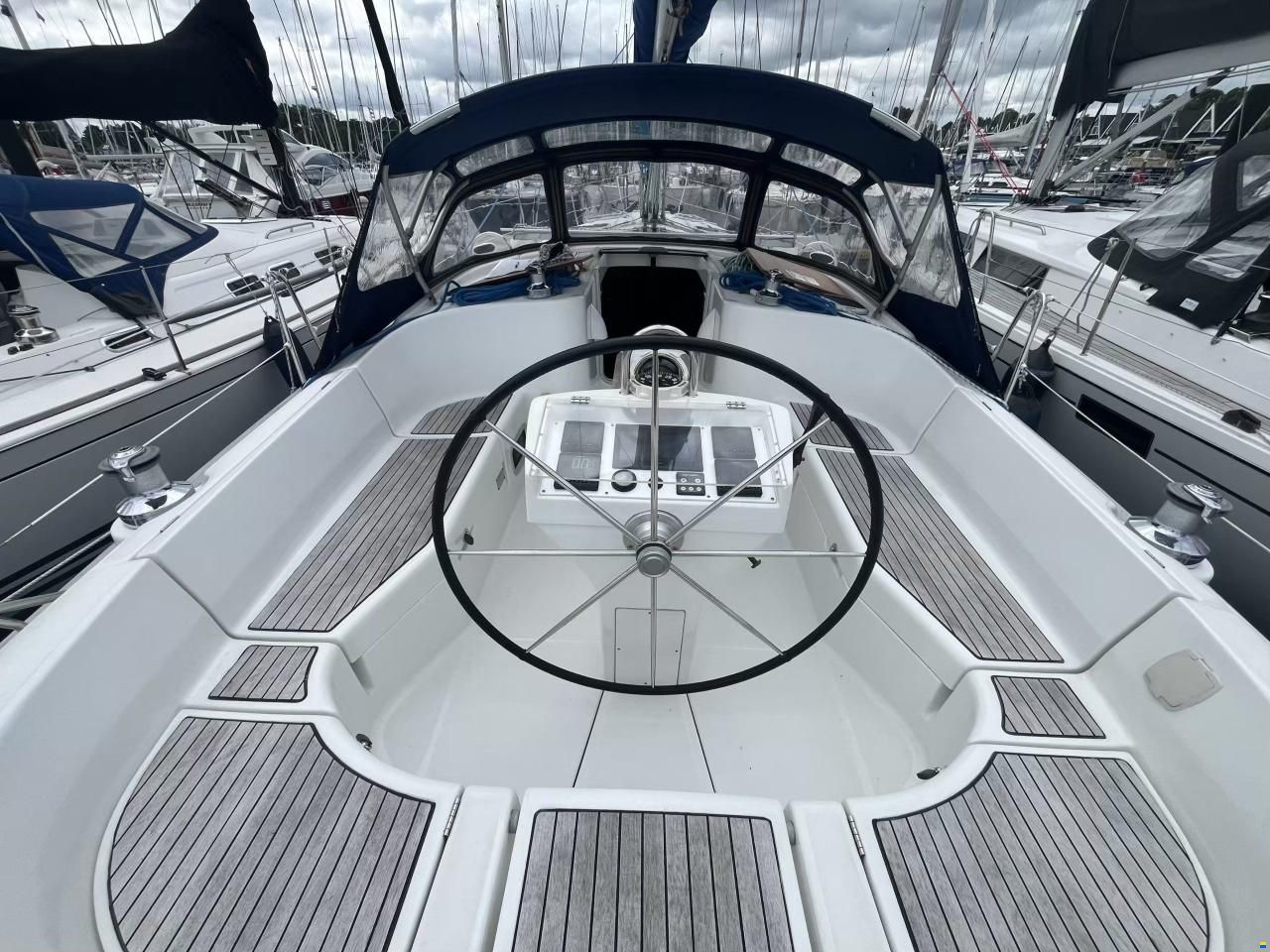 Beneteau Oceanis 411 Clipper Celebration (2003)