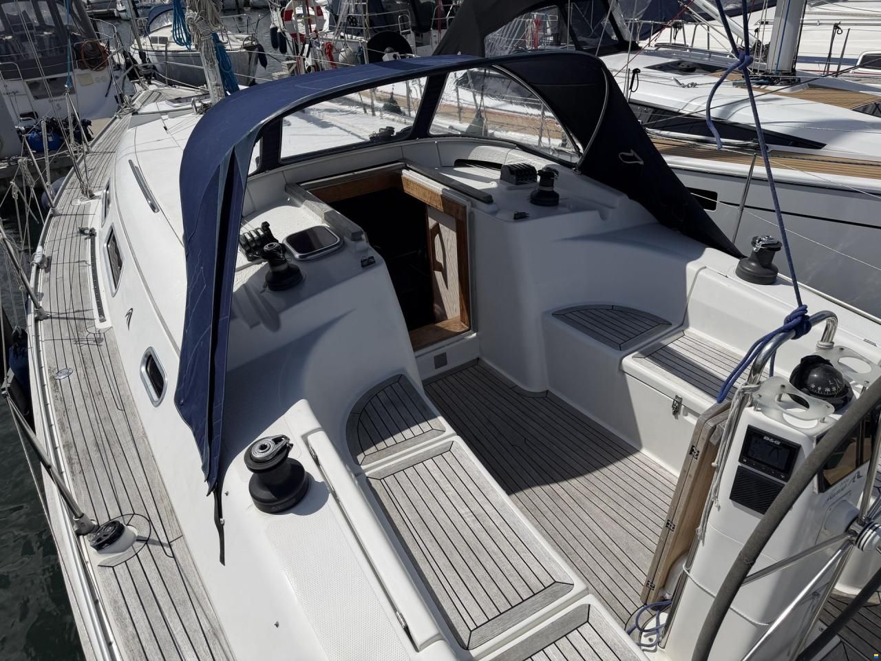 Hanse 370e