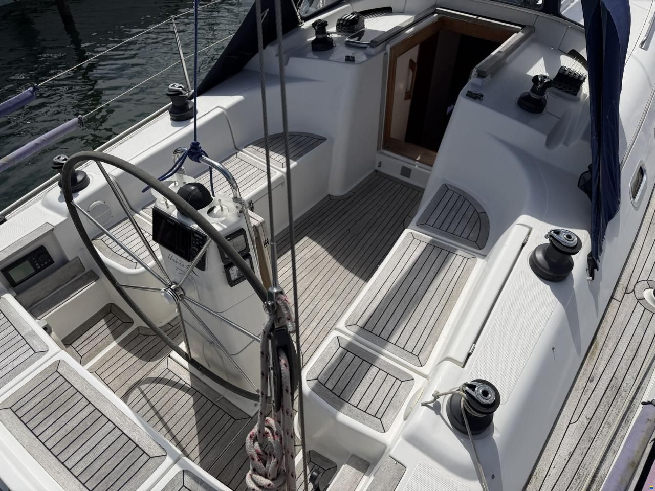 Hanse 370e