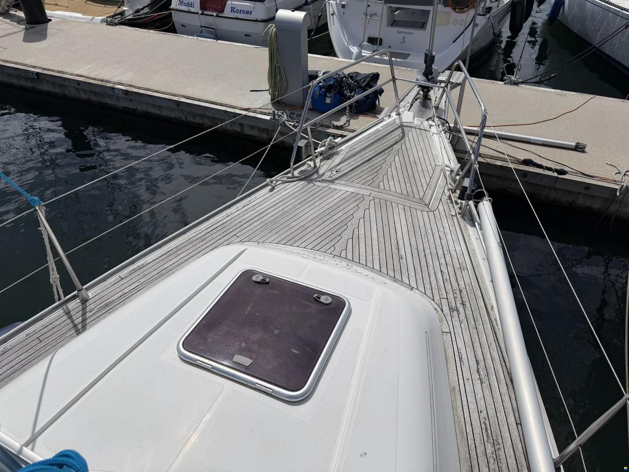 Hanse 370e
