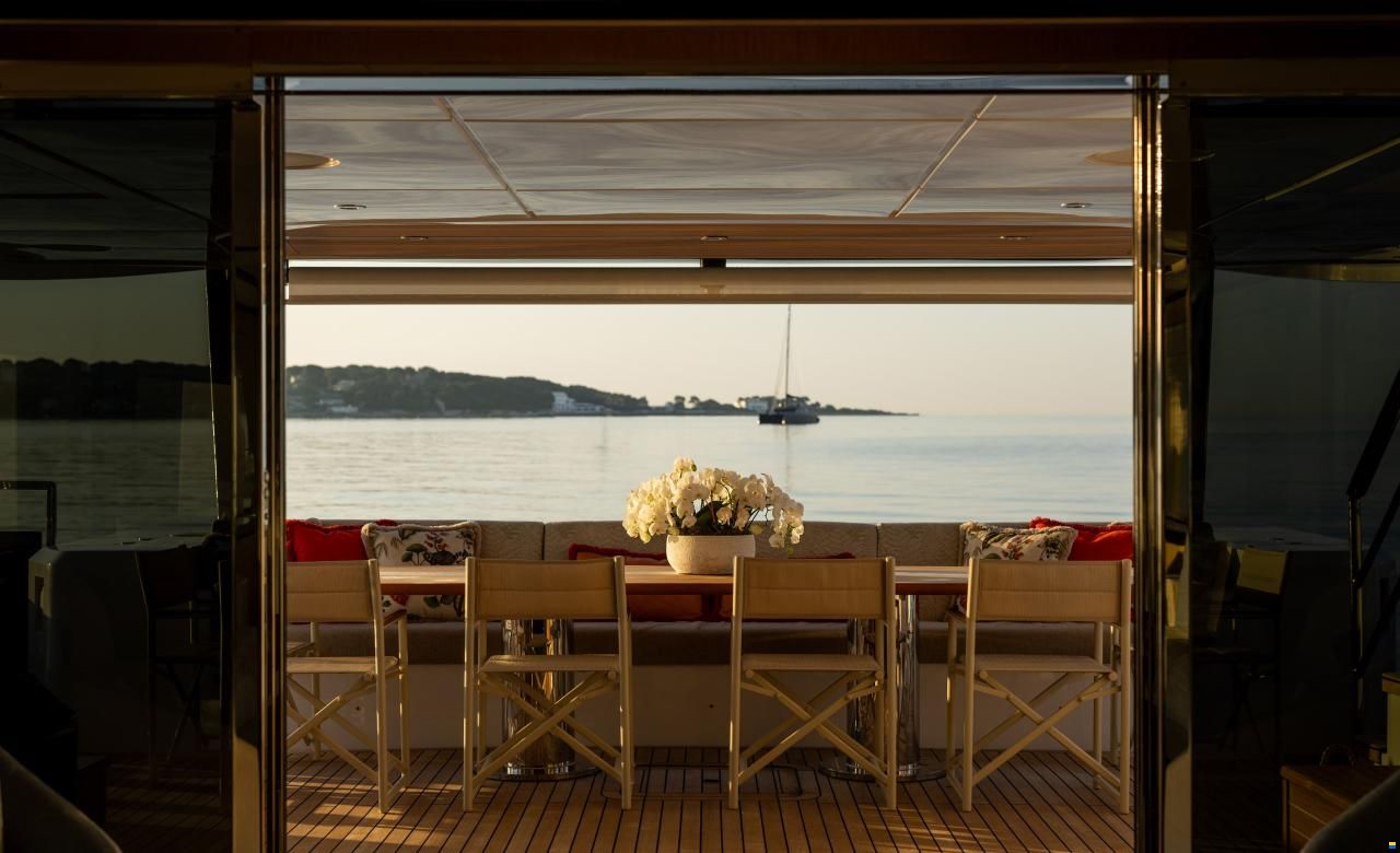 Majesty 120