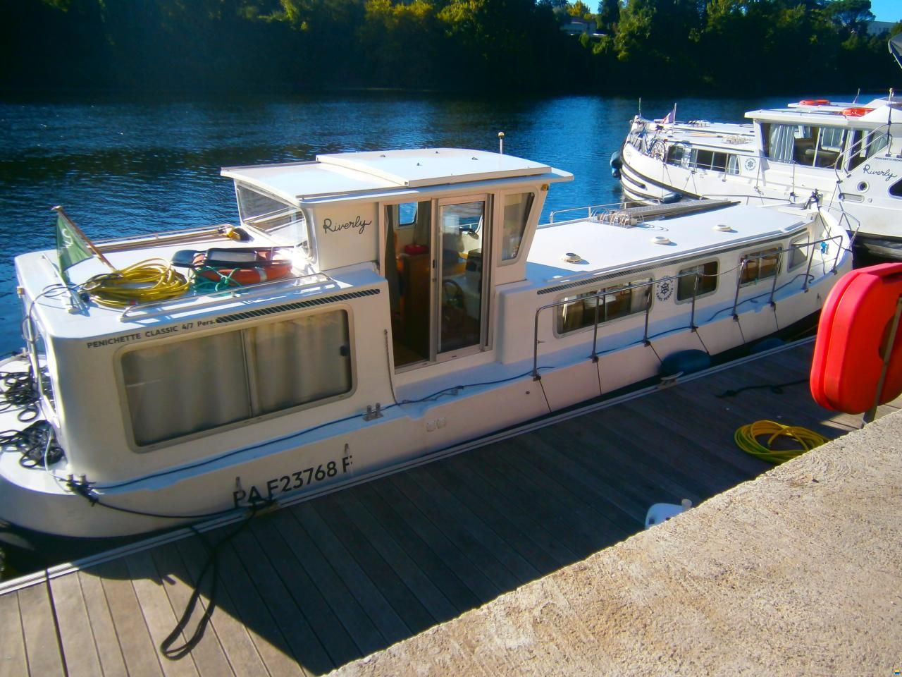 Locaboat 1107W