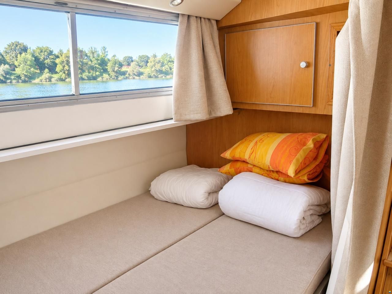 Locaboat 1107W