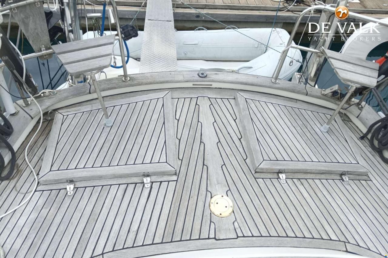 Hallberg-Rassy 49