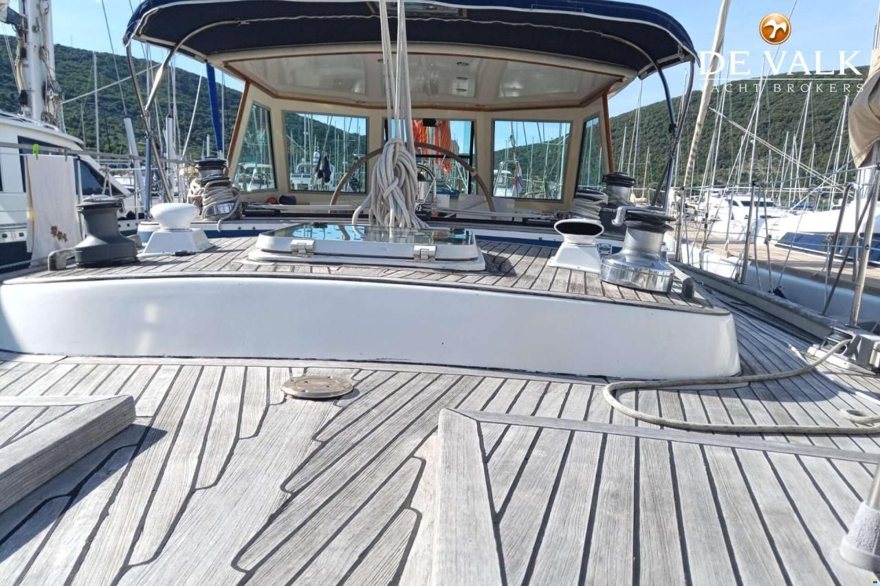 Hallberg-Rassy 49