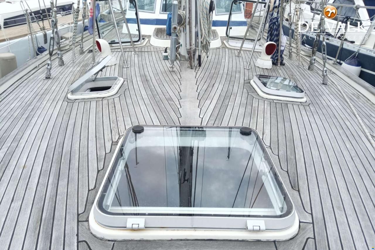 Hallberg-Rassy 49