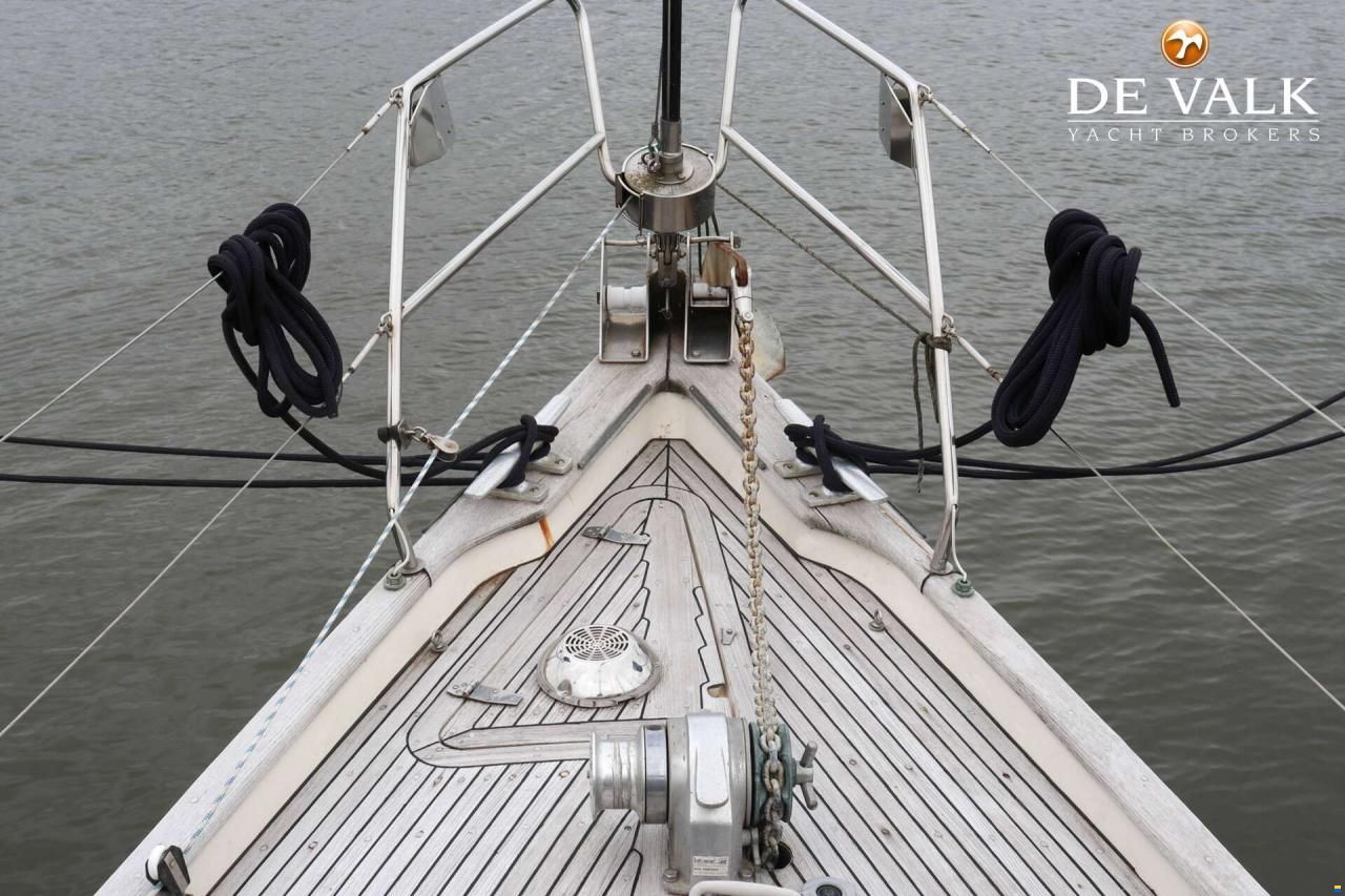 Hallberg-Rassy 42 E