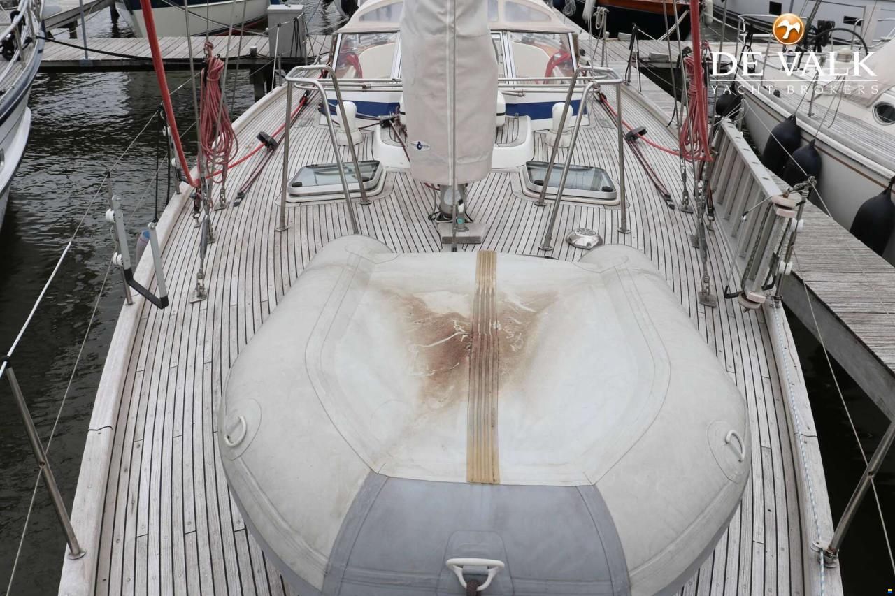 Hallberg-Rassy 42 E
