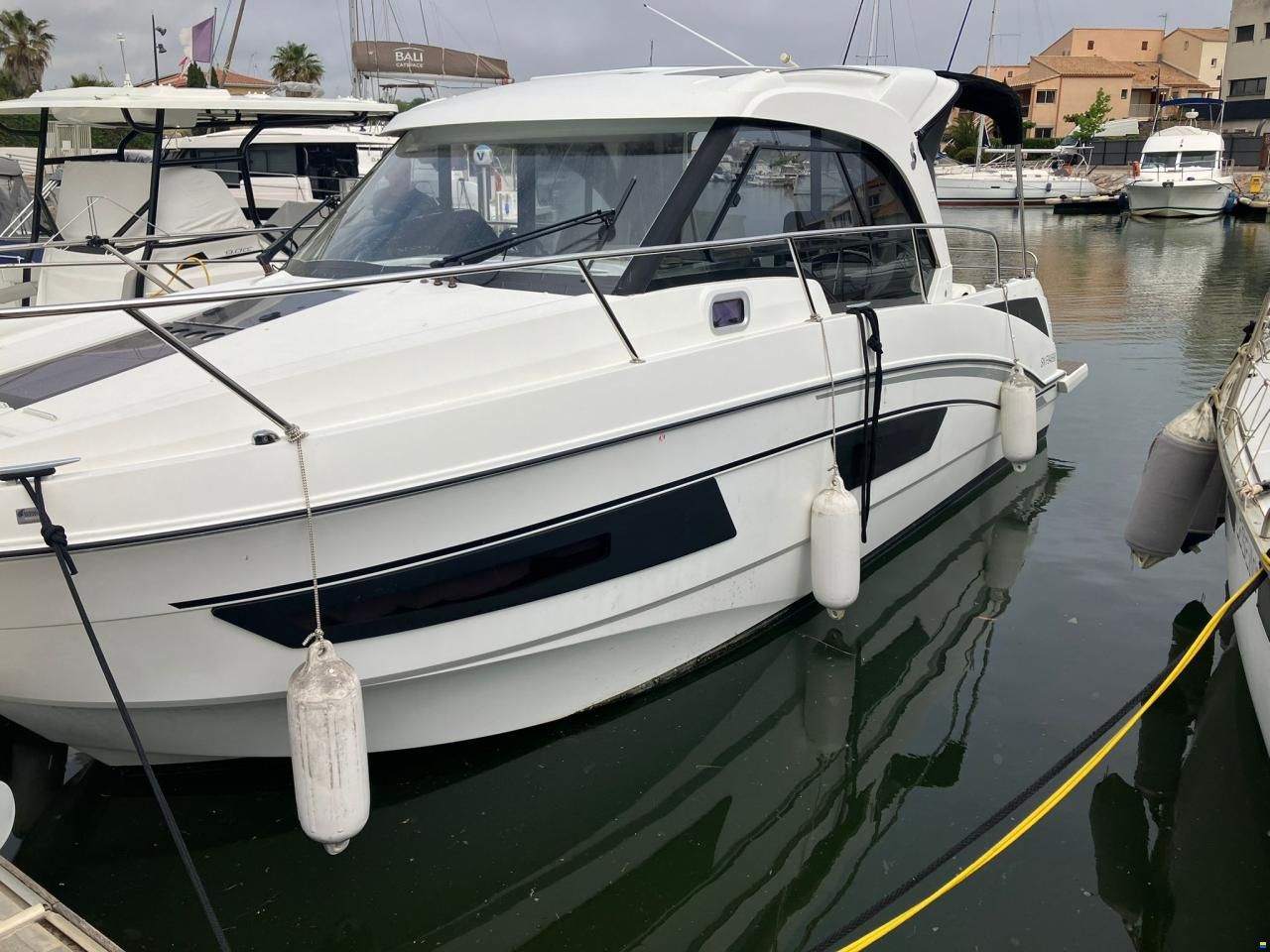 Beneteau Antares 9