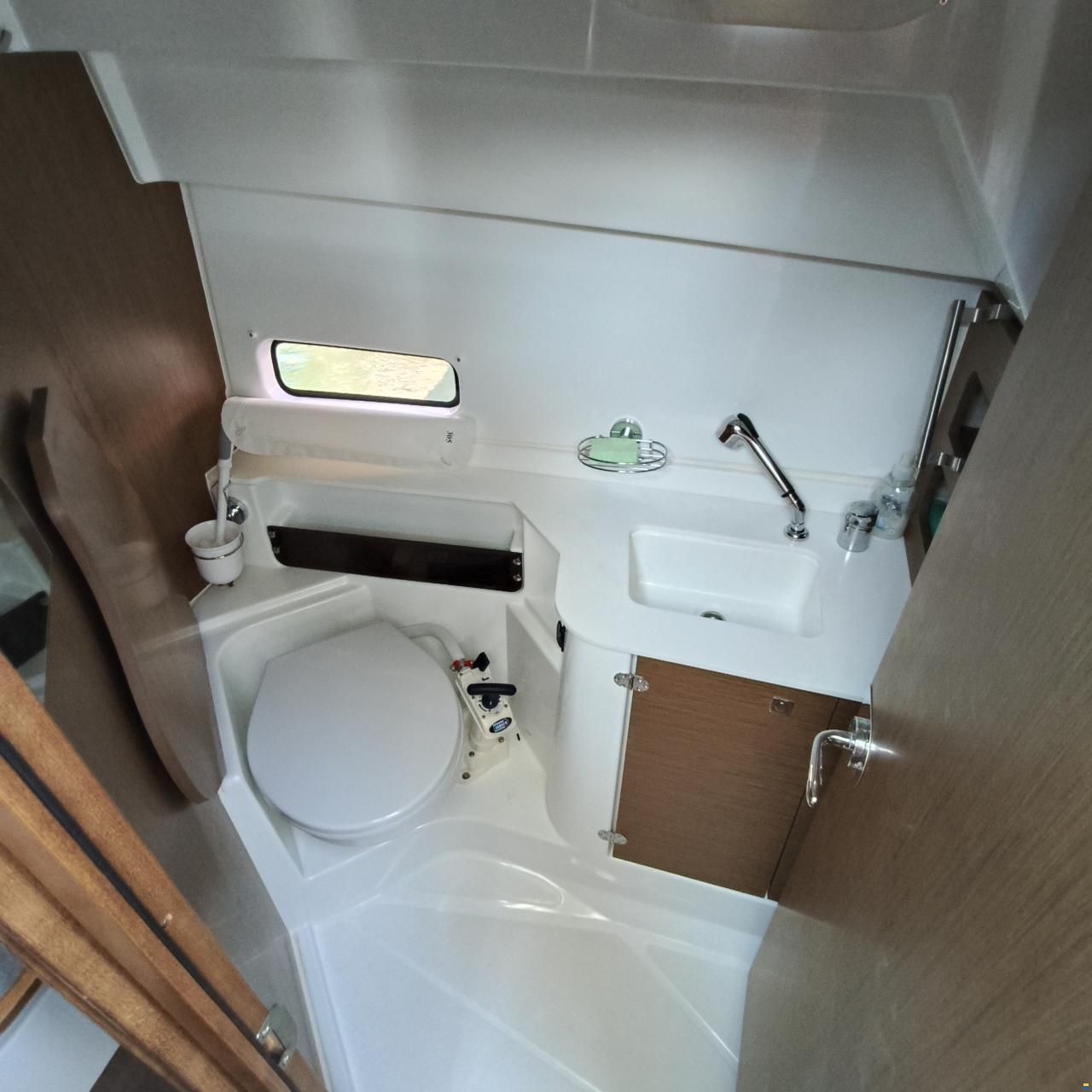 Beneteau Antares 9