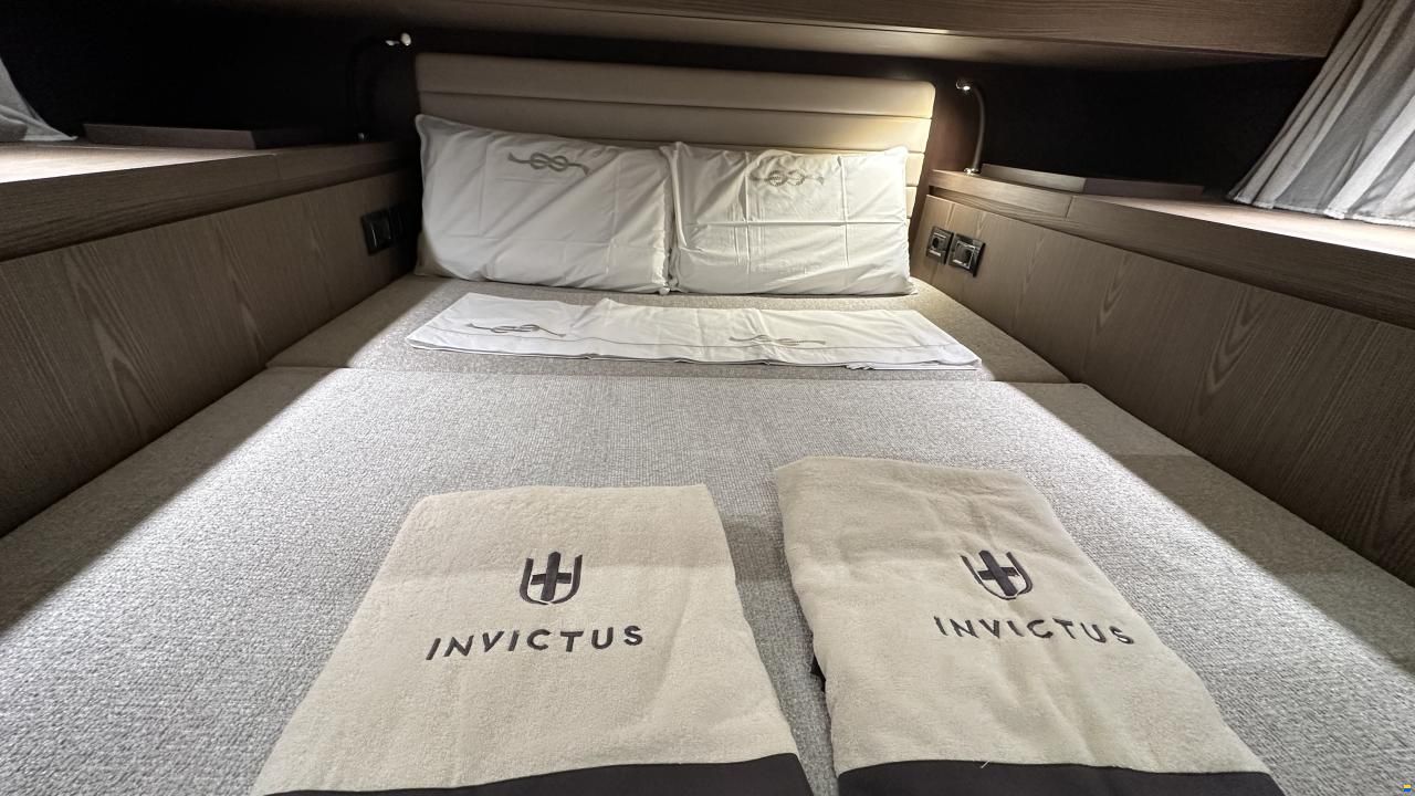 Invictus GT 320
