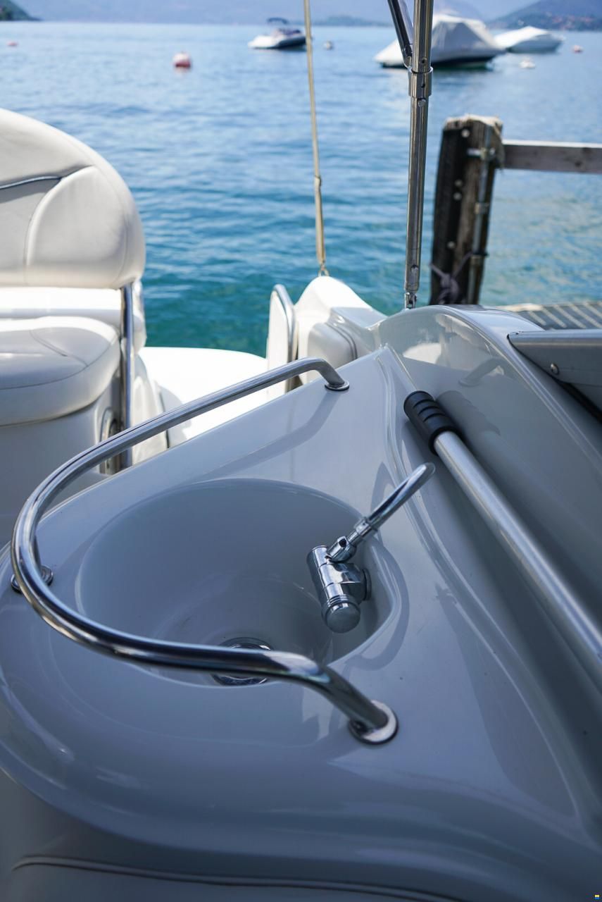 Crownline 250CR