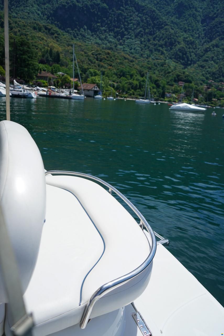 Crownline 250CR