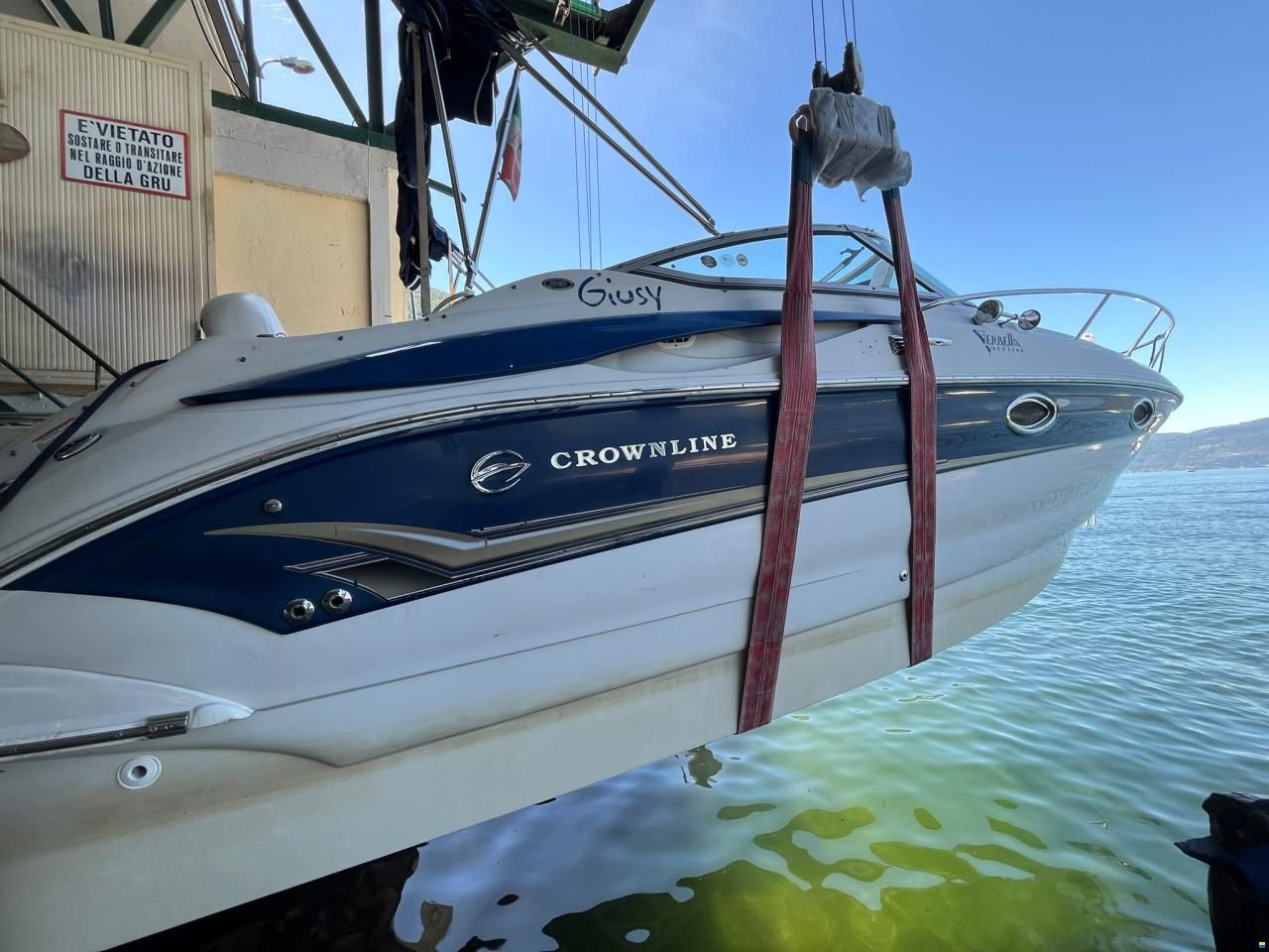 Crownline 250CR