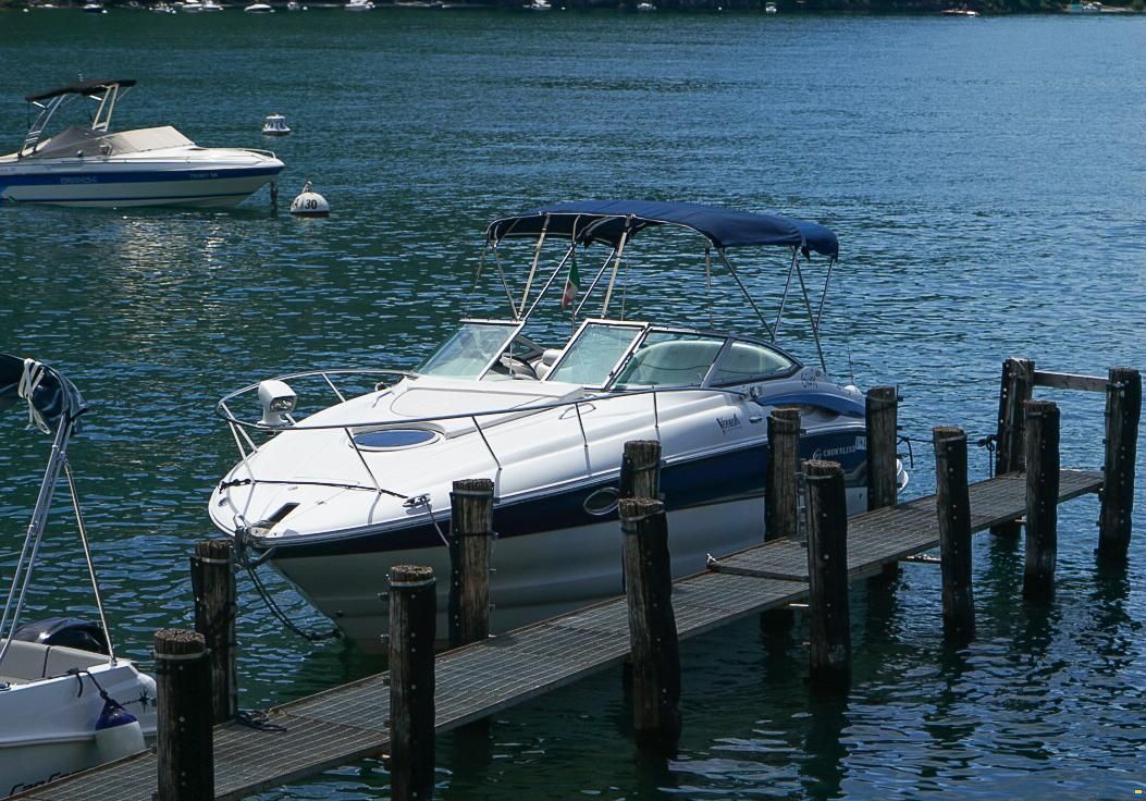 Crownline 250CR