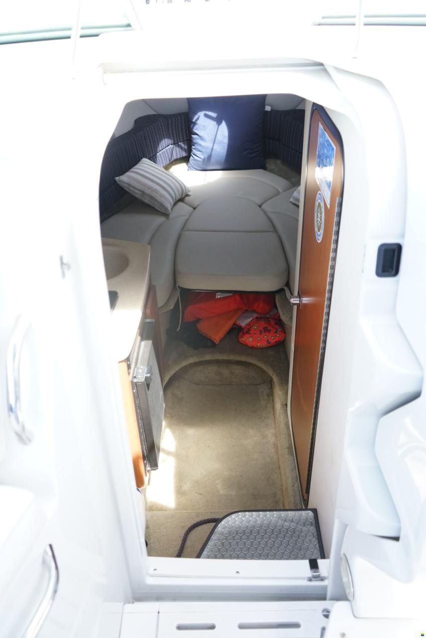 Crownline 250CR