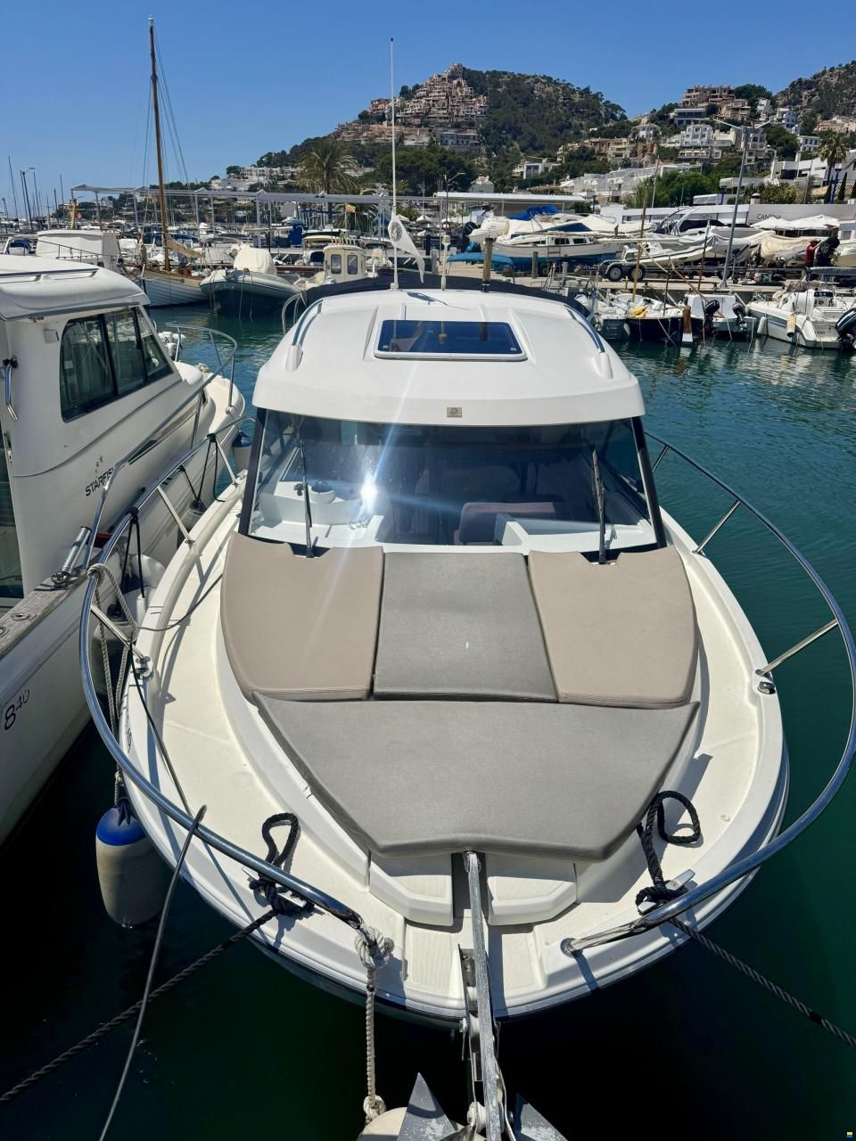 Beneteau Antares 8 OB