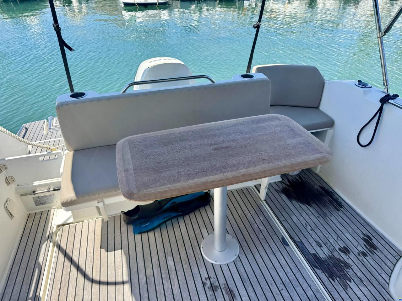 Beneteau Antares 8 OB