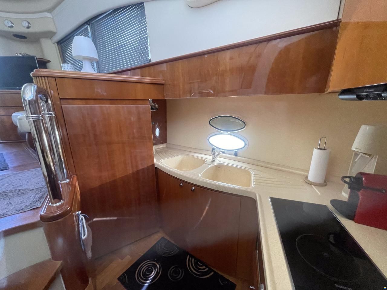 Azimut 42 flybridge